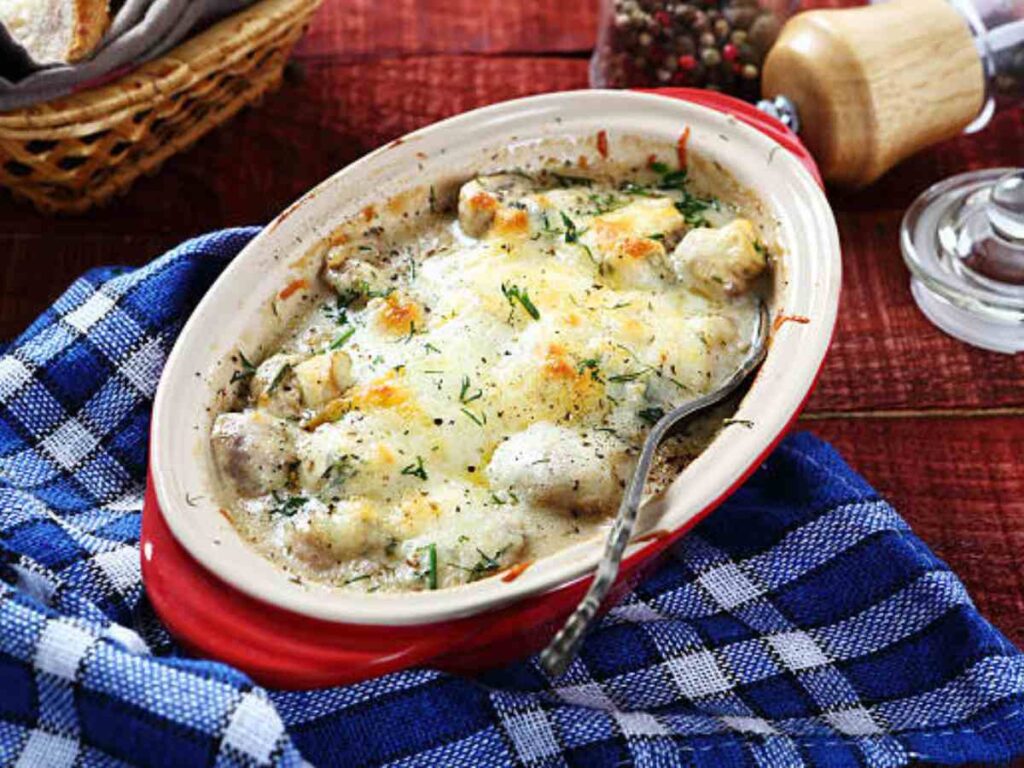 Creamy Chicken and Dumpling Soup